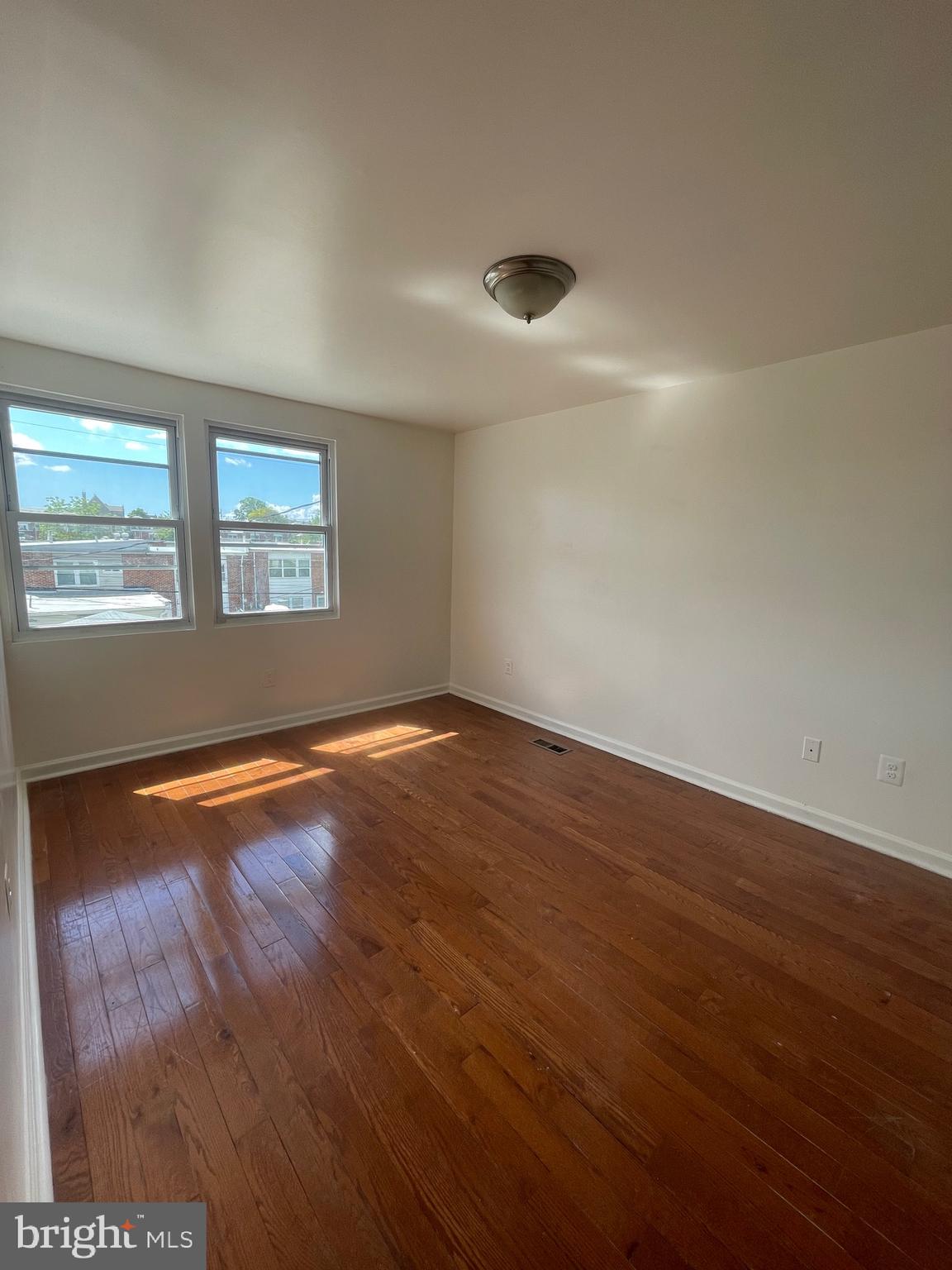 7939 Wynbrook Road Baltimore, MD 21224 - Photo 8 of 12