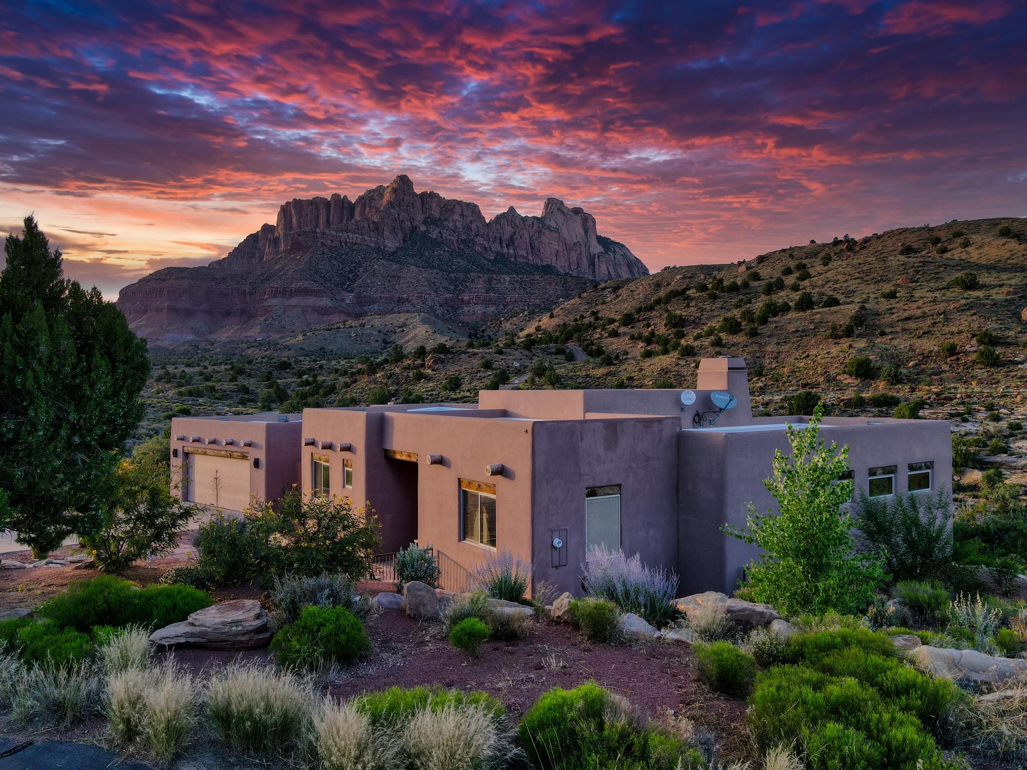 2907 Zuni Circle Springdale, UT 84767 - Photo 39 of 99 "Protected Views. End-of-Cul-de-Sac Privacy. Minutes from Zion NP."