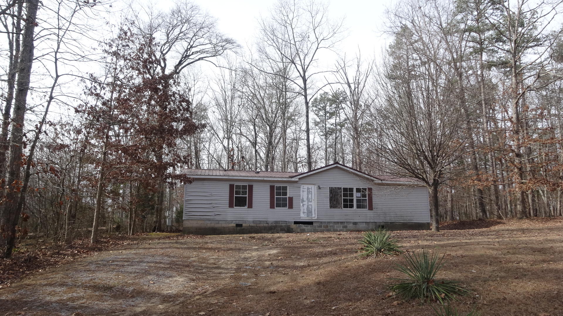 561 Ivey Road Trenton, GA 30752 - Photo 1 of 4 DSC07603