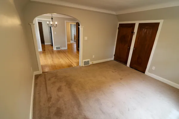 $550,000 | 907 East 5th Street, Royal Oak, MI 48067