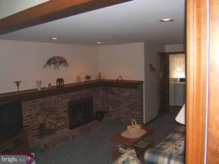 128 Red Stone Ridge Delran, NJ 08075 - Photo 3 of 6