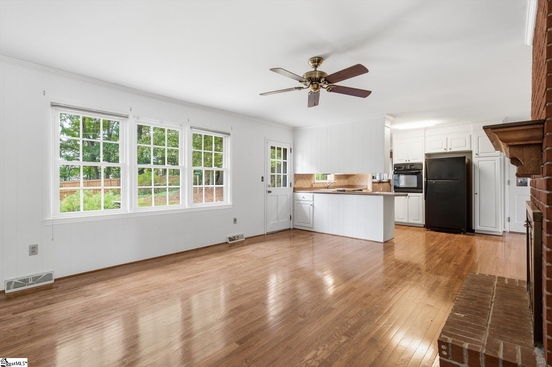 106 Del Norte Road Greenville, SC 29615 - Photo 17 of 42