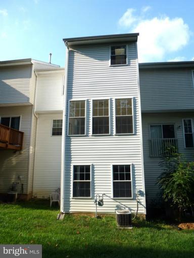 13370 Rushing Water Way Germantown, MD 20874 - Photo 13 of 30 Exterior (Rear)