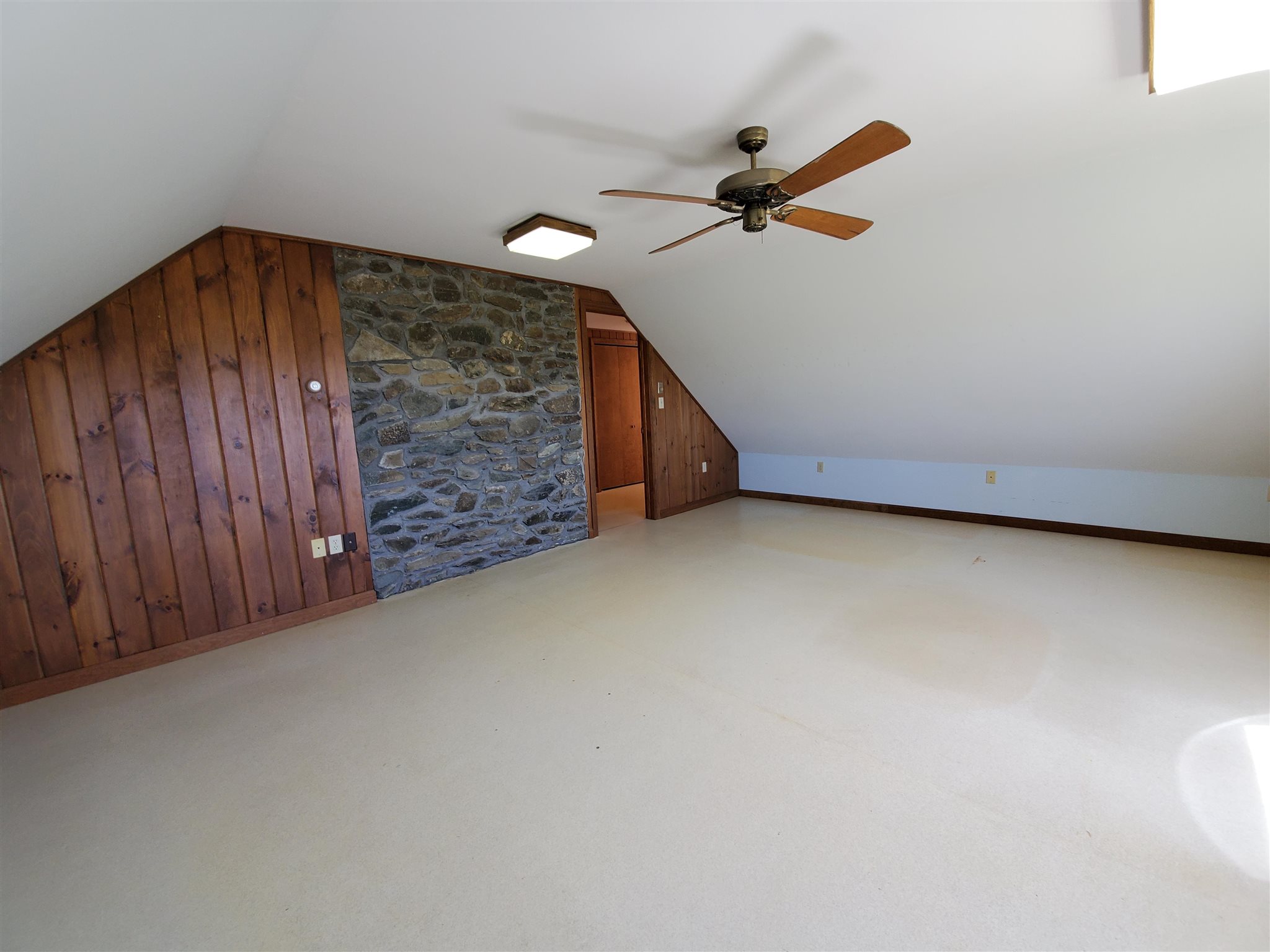 1999 Shadow Lake Road Waterford, VT 05819 - Photo 25 of 39 Gallery Image 25
