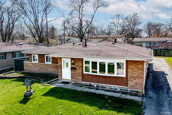 $189,900 | 324 North Orchard Drive, Park Forest, IL 60466