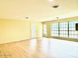 708 Ratliff Ferry Road Canton, MS 39046 - Photo 2 of 55 living room from bedrooms