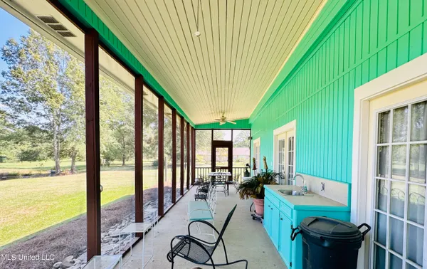 $520,000 | 708 Ratliff Ferry Road, Canton, MS 39046