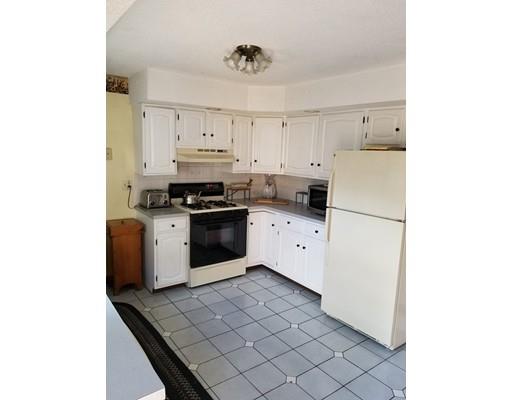 67 Basil Road Chicopee, MA 01020 - Photo 5 of 16 Gallery Image 5