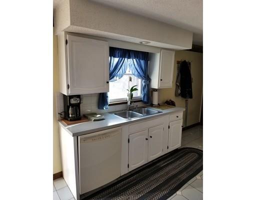 67 Basil Road Chicopee, MA 01020 - Photo 6 of 16 Gallery Image 6