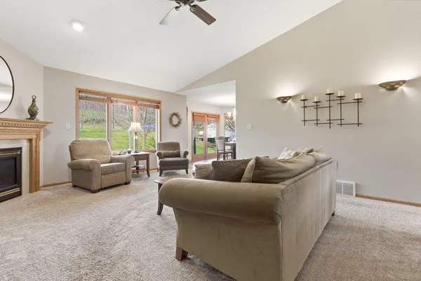 $612,900 | E5008 County Rd BB, Menomonie, WI 54751