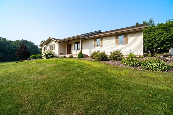 $612,900 | E5008 County Rd BB, Menomonie, WI 54751