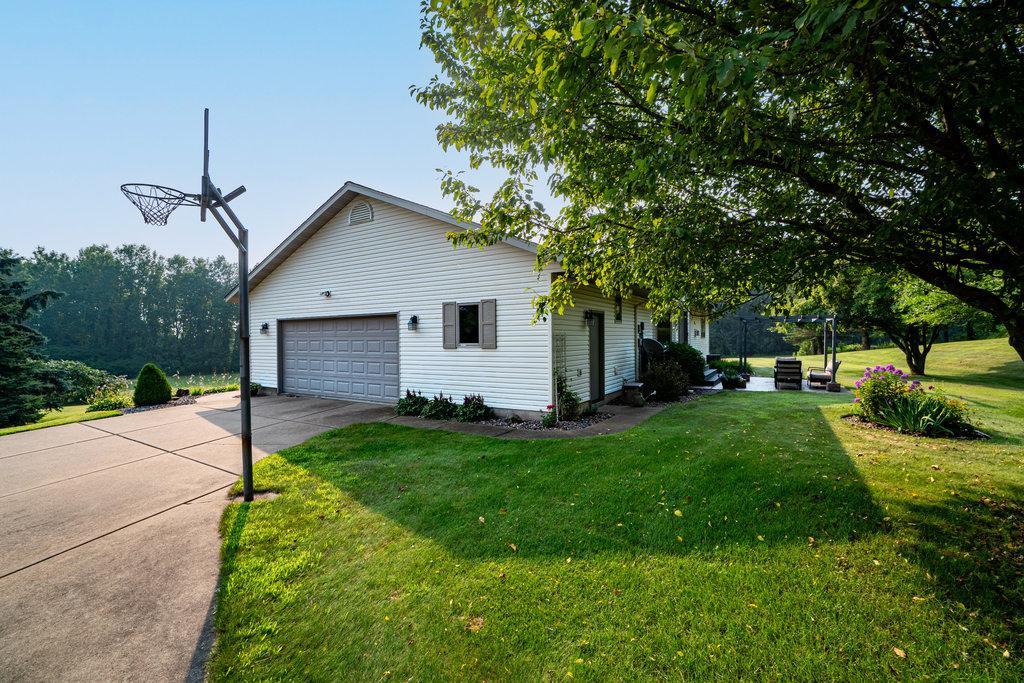 E5008 County Rd BB Menomonie, WI 54751 - Photo 50 of 60