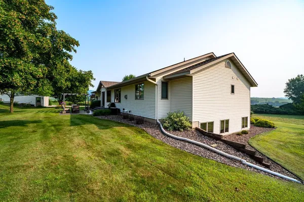 $612,900 | E5008 County Rd BB, Menomonie, WI 54751