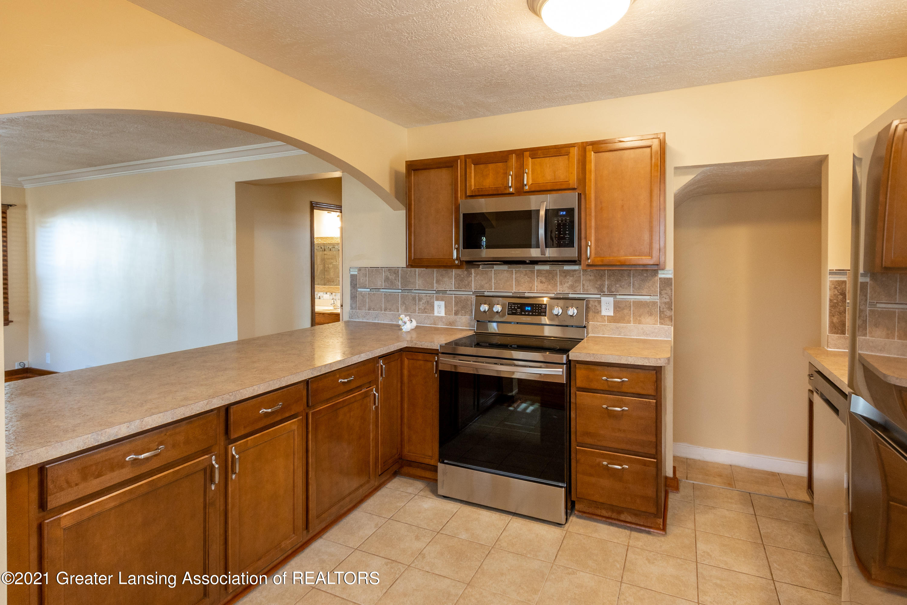 1785 Hamilton Road Okemos, MI 48864 - Photo 14 of 54 Kitchen