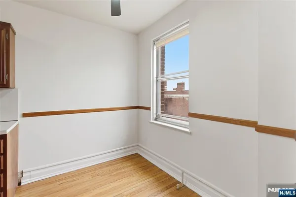 $397,000 | 100 East Palisade Avenue, Unit B51, Englewood, NJ 07631