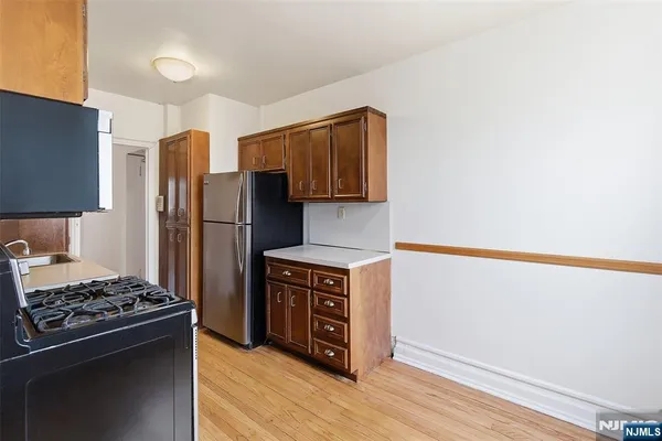 $397,000 | 100 East Palisade Avenue, Unit B51, Englewood, NJ 07631