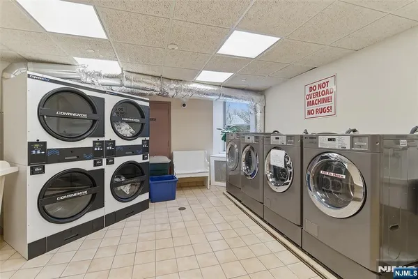 $397,000 | 100 East Palisade Avenue, Unit B51, Englewood, NJ 07631