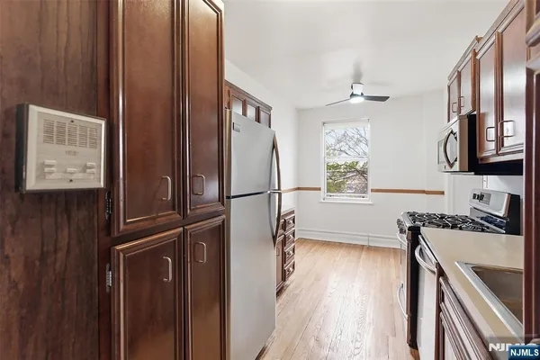 $397,000 | 100 East Palisade Avenue, Unit B51, Englewood, NJ 07631