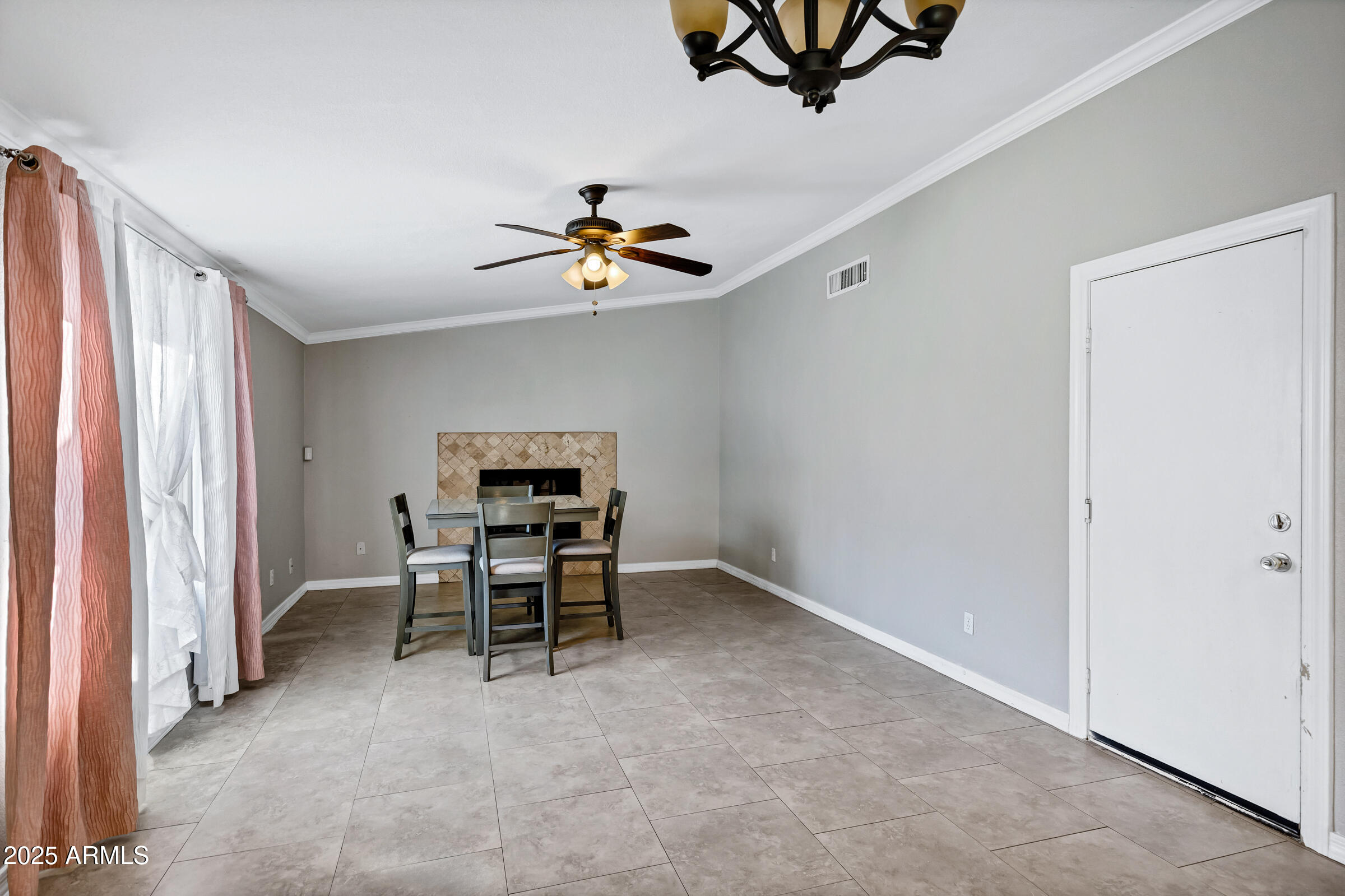 1605 West Mariposa Street Chandler, AZ 85224 - Photo 13 of 29 1605 West Mariposa Dr-12