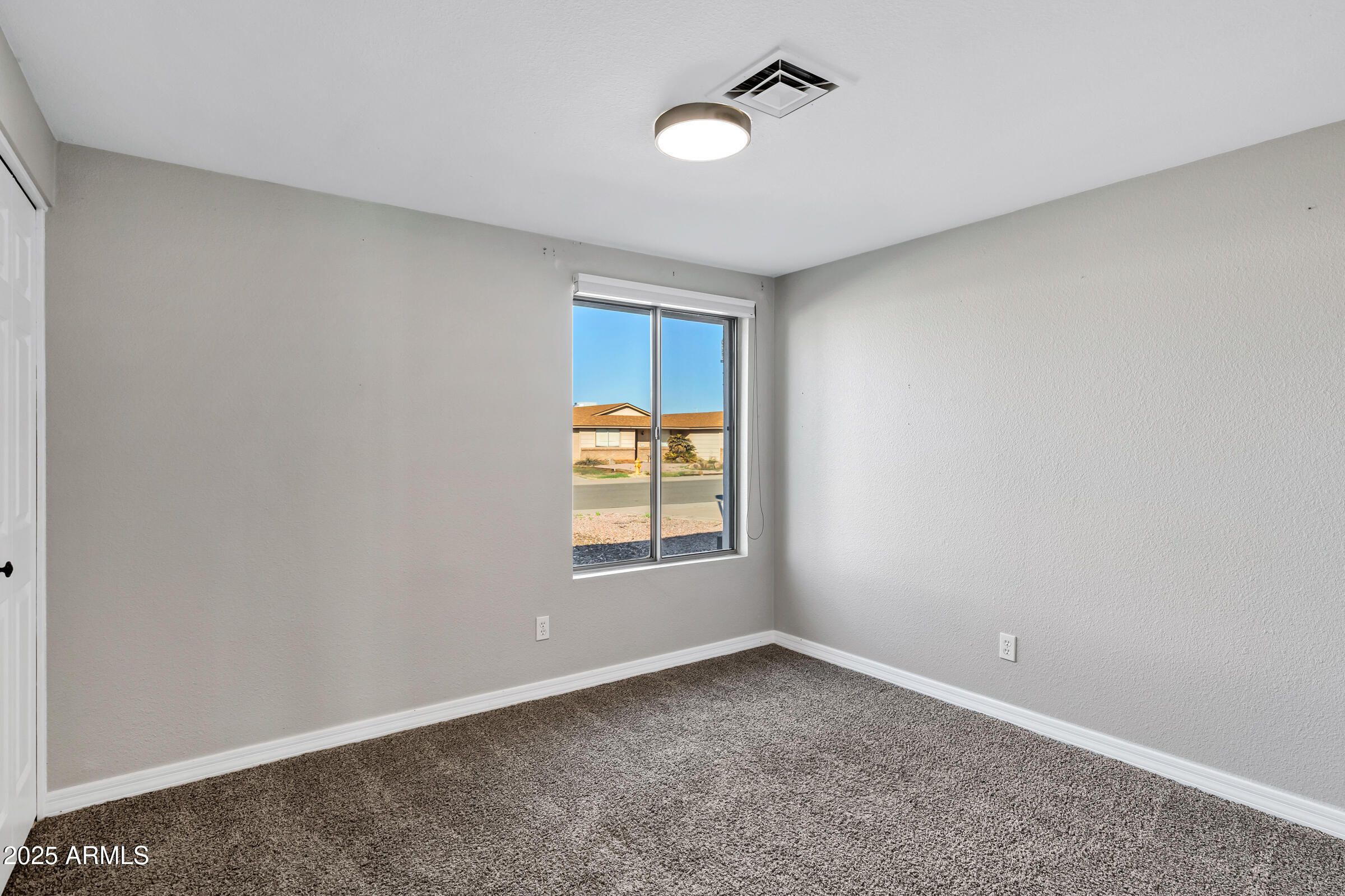 1605 West Mariposa Street Chandler, AZ 85224 - Photo 18 of 29 1605 West Mariposa Dr-17