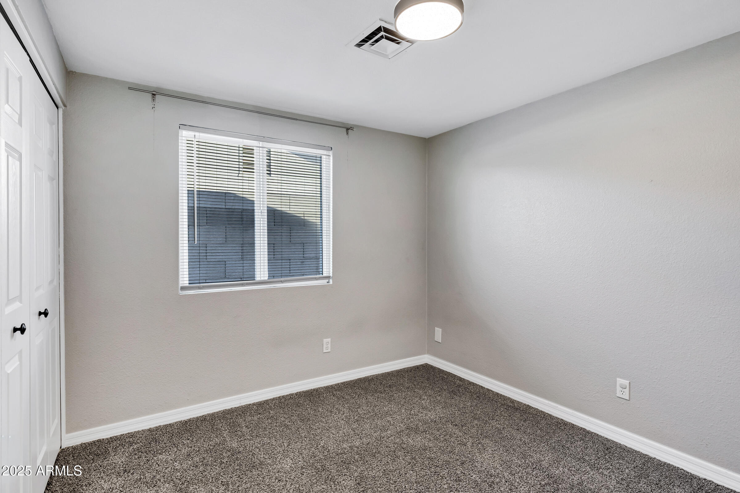 1605 West Mariposa Street Chandler, AZ 85224 - Photo 19 of 29 1605 West Mariposa Dr-18