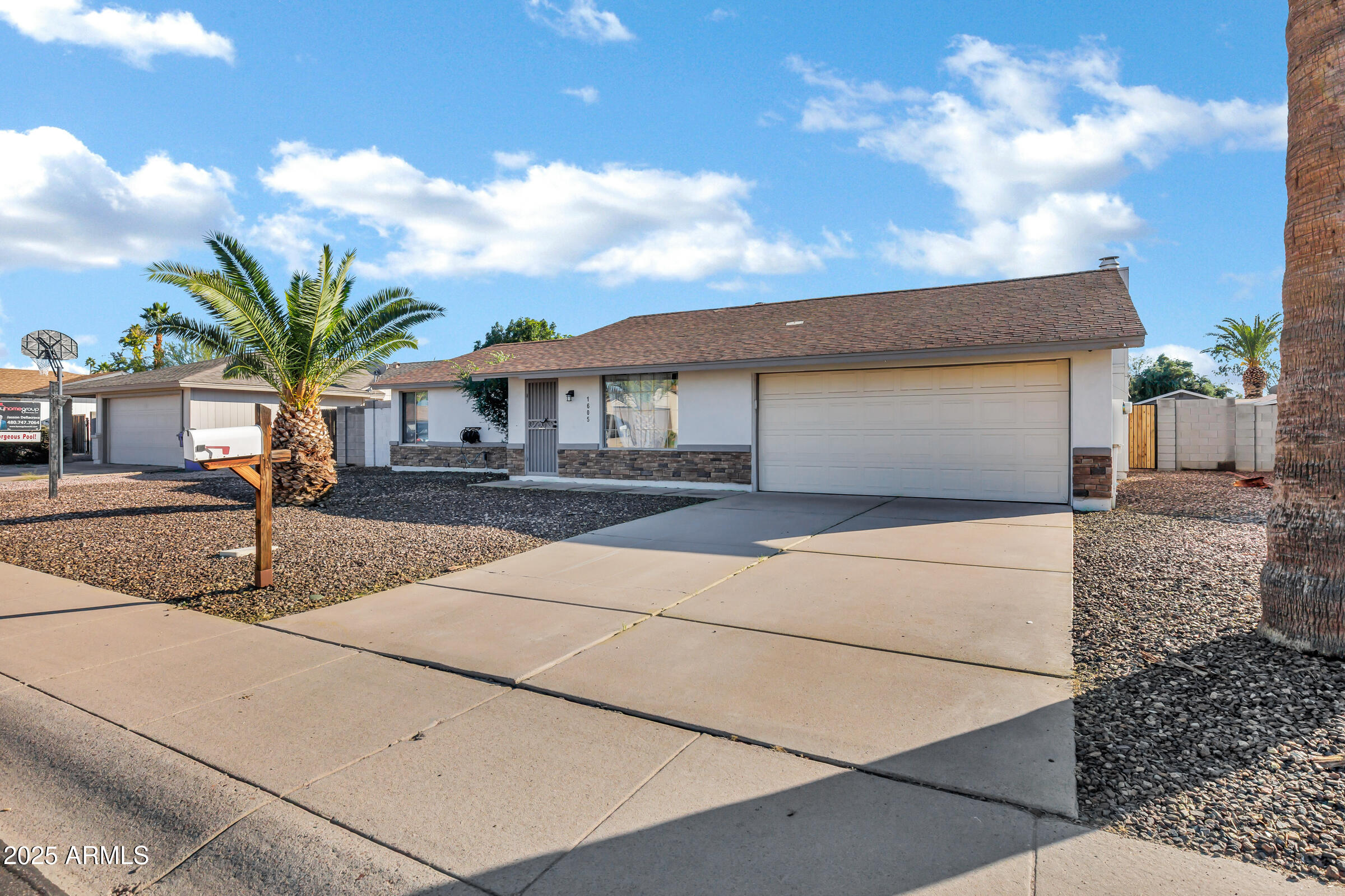 1605 West Mariposa Street Chandler, AZ 85224 - Photo 4 of 29 1605 West Mariposa Dr-3