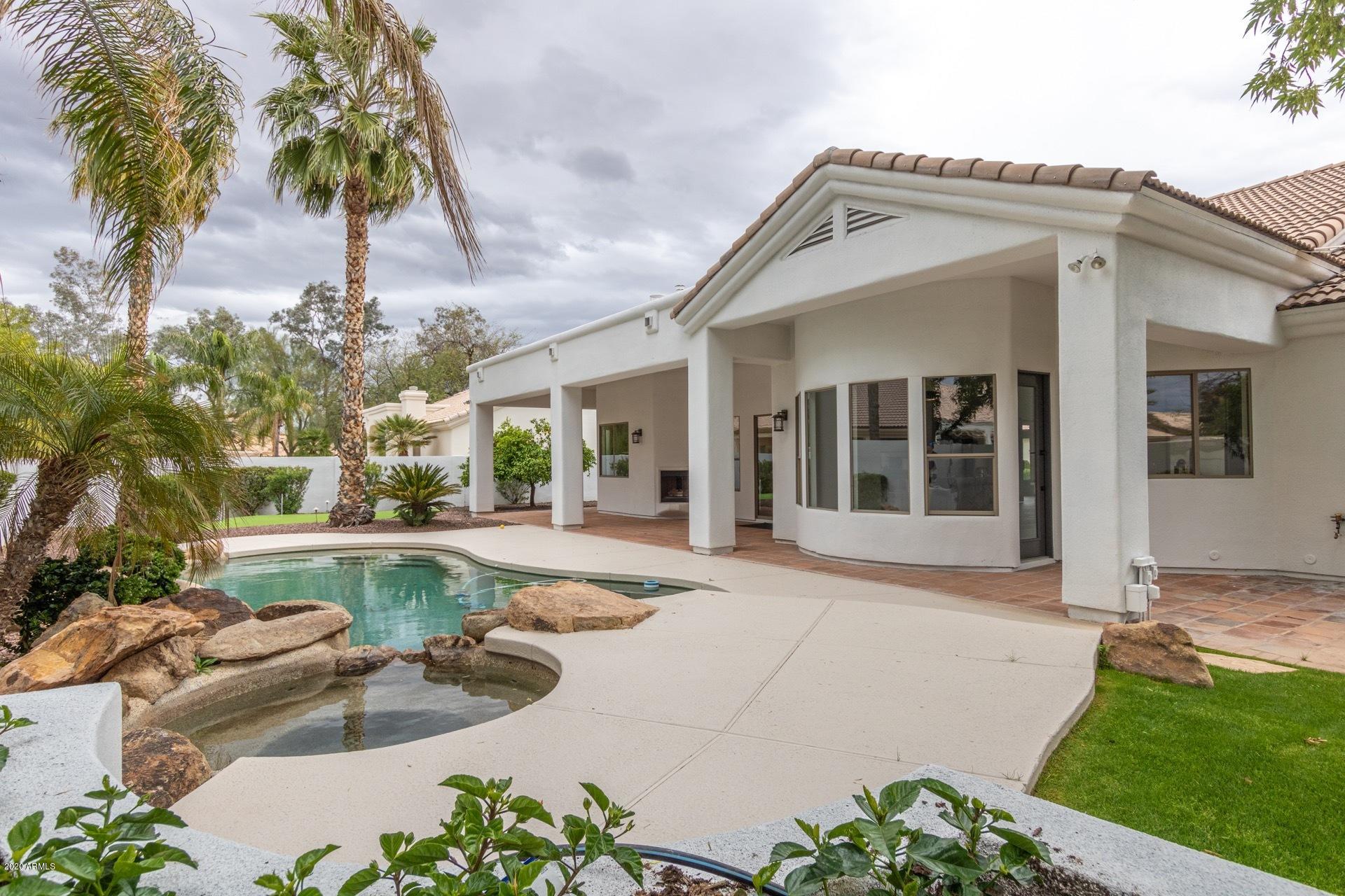 9470 East Bloomfield Road Scottsdale, AZ 85260 - Photo 4 of 6 Sparkling Spa & Pool