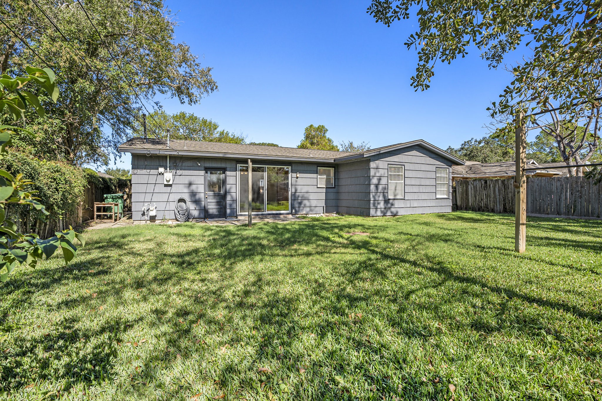 6325 Rowan Lane Houston, TX 77074 - Photo 18 of 18