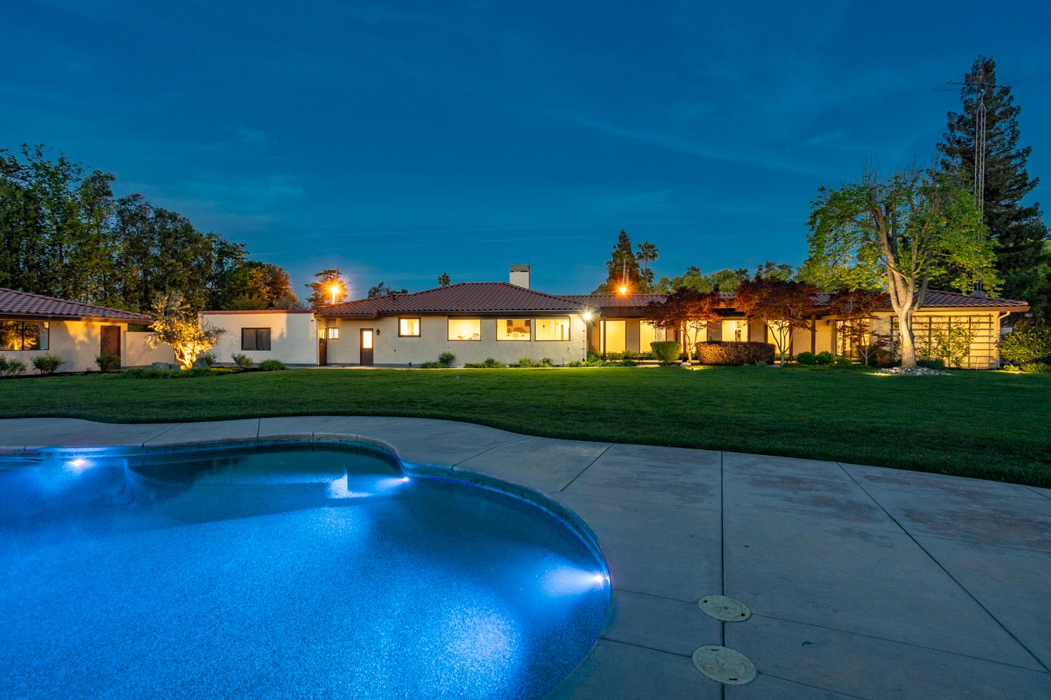 6619 Carver Road Modesto, CA 95356 - Photo 5 of 59