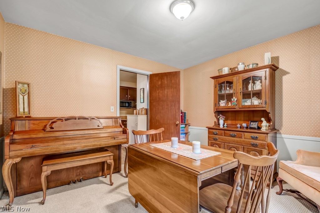 845 Joyce Road Cleveland, OH 44143 - Photo 5 of 24 Gallery Image 5