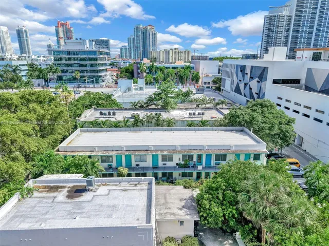 $1,600 | 544 Michigan Avenue, Unit 9, Miami Beach, FL 33139