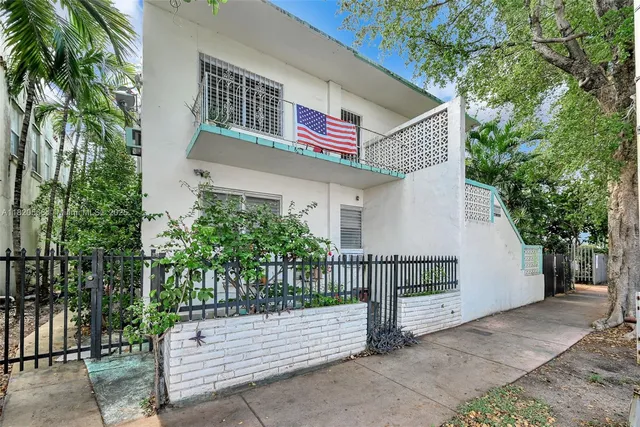 $1,600 | 544 Michigan Avenue, Unit 9, Miami Beach, FL 33139