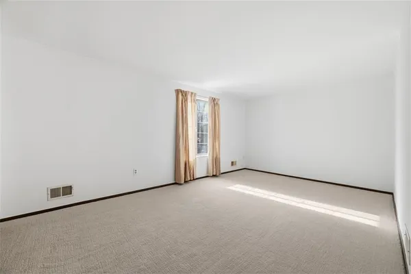 $240,000 | 612 Sewickley Heights Drive, Sewickley, PA 15143