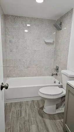 $2,500 | 8075 Southwest 107th Avenue, Unit 311, Miami, FL 33173