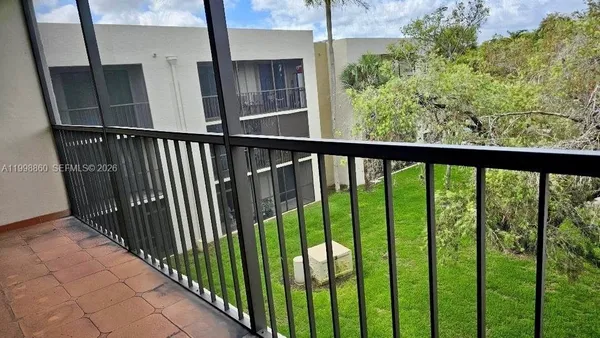 $2,500 | 8075 Southwest 107th Avenue, Unit 311, Miami, FL 33173