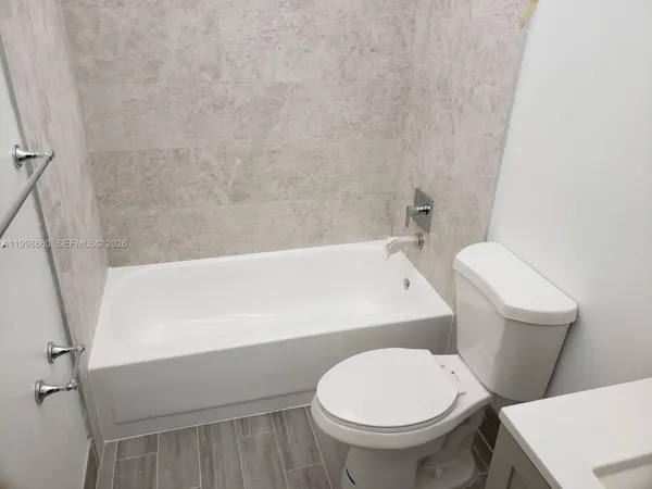 $2,500 | 8075 Southwest 107th Avenue, Unit 311, Miami, FL 33173