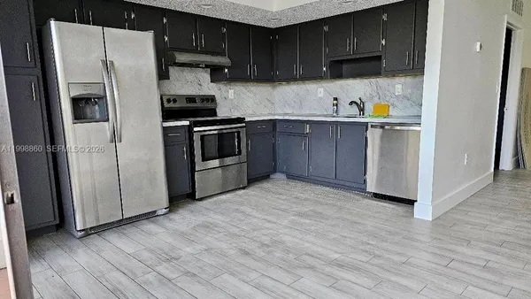 $2,500 | 8075 Southwest 107th Avenue, Unit 311, Miami, FL 33173