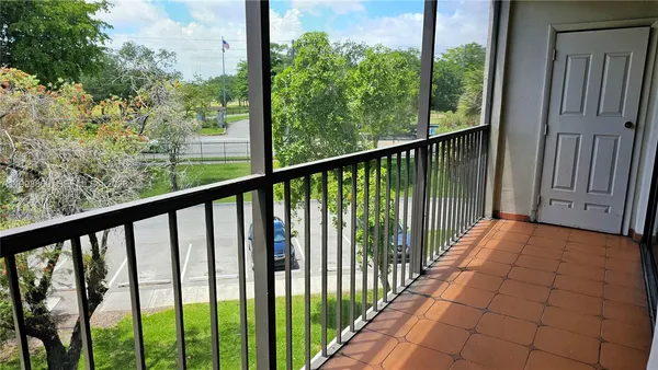 $2,500 | 8075 Southwest 107th Avenue, Unit 311, Miami, FL 33173