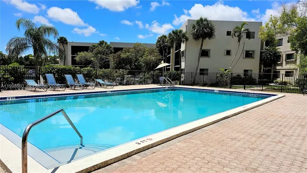 $2,500 | 8075 Southwest 107th Avenue, Unit 311, Miami, FL 33173