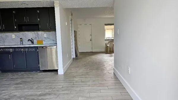 $2,500 | 8075 Southwest 107th Avenue, Unit 311, Miami, FL 33173