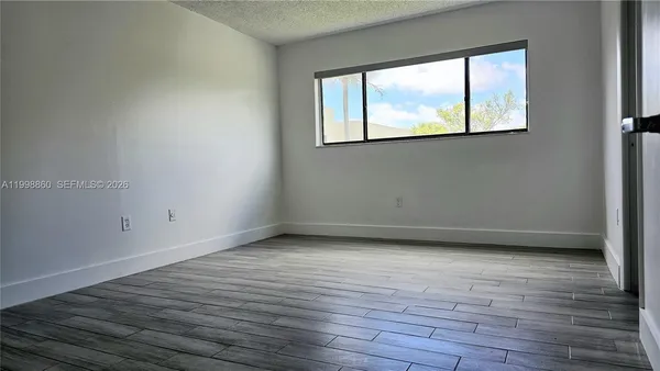 $2,500 | 8075 Southwest 107th Avenue, Unit 311, Miami, FL 33173