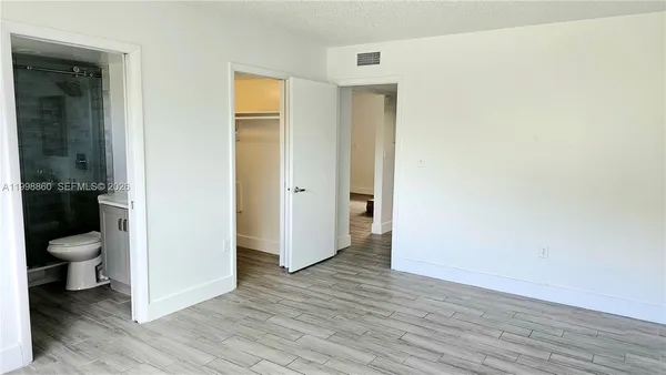 $2,500 | 8075 Southwest 107th Avenue, Unit 311, Miami, FL 33173