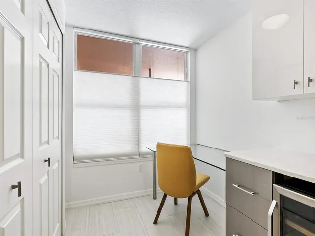 $549,000 | 5420 Eagles Point Circle, Unit 105, Sarasota, FL 34231