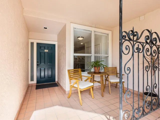 $549,000 | 5420 Eagles Point Circle, Unit 105, Sarasota, FL 34231