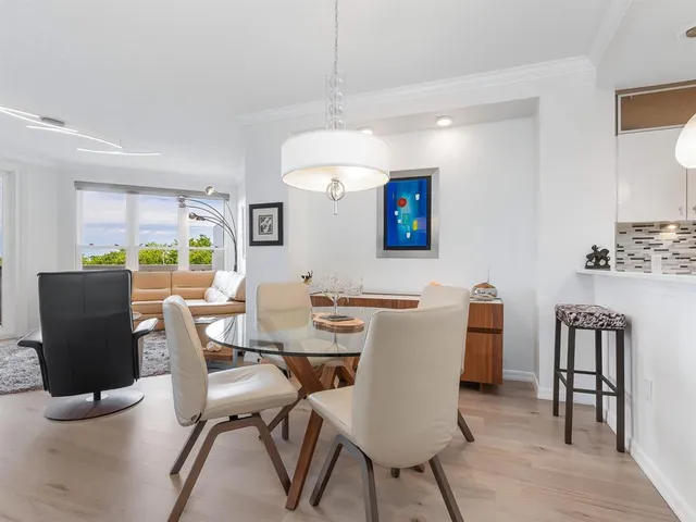 $549,000 | 5420 Eagles Point Circle, Unit 105, Sarasota, FL 34231