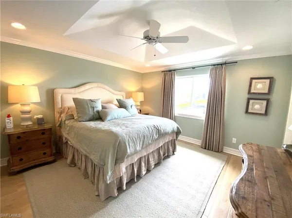 $11,000 | 9101 Vanderbilt Drive, Unit 304, Naples, FL 34108