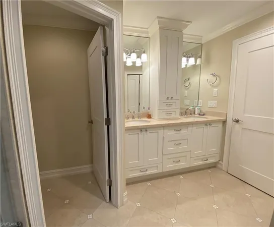 $11,000 | 9101 Vanderbilt Drive, Unit 304, Naples, FL 34108