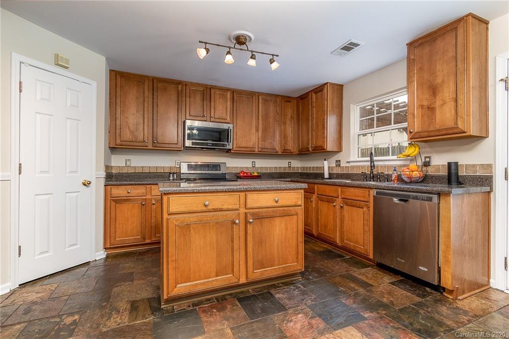187 Scanlon Road Mooresville, NC 28115 - Photo 14 of 48 Gallery Image 14