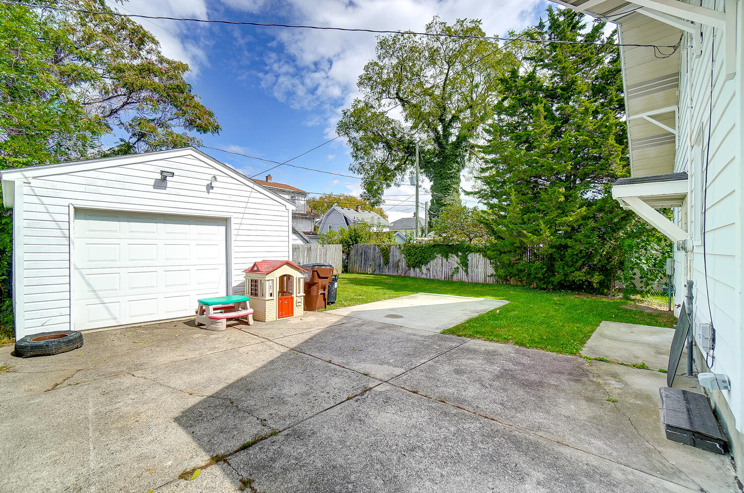 132 Englewood Road Springfield, OH 45504 - Photo 40 of 43