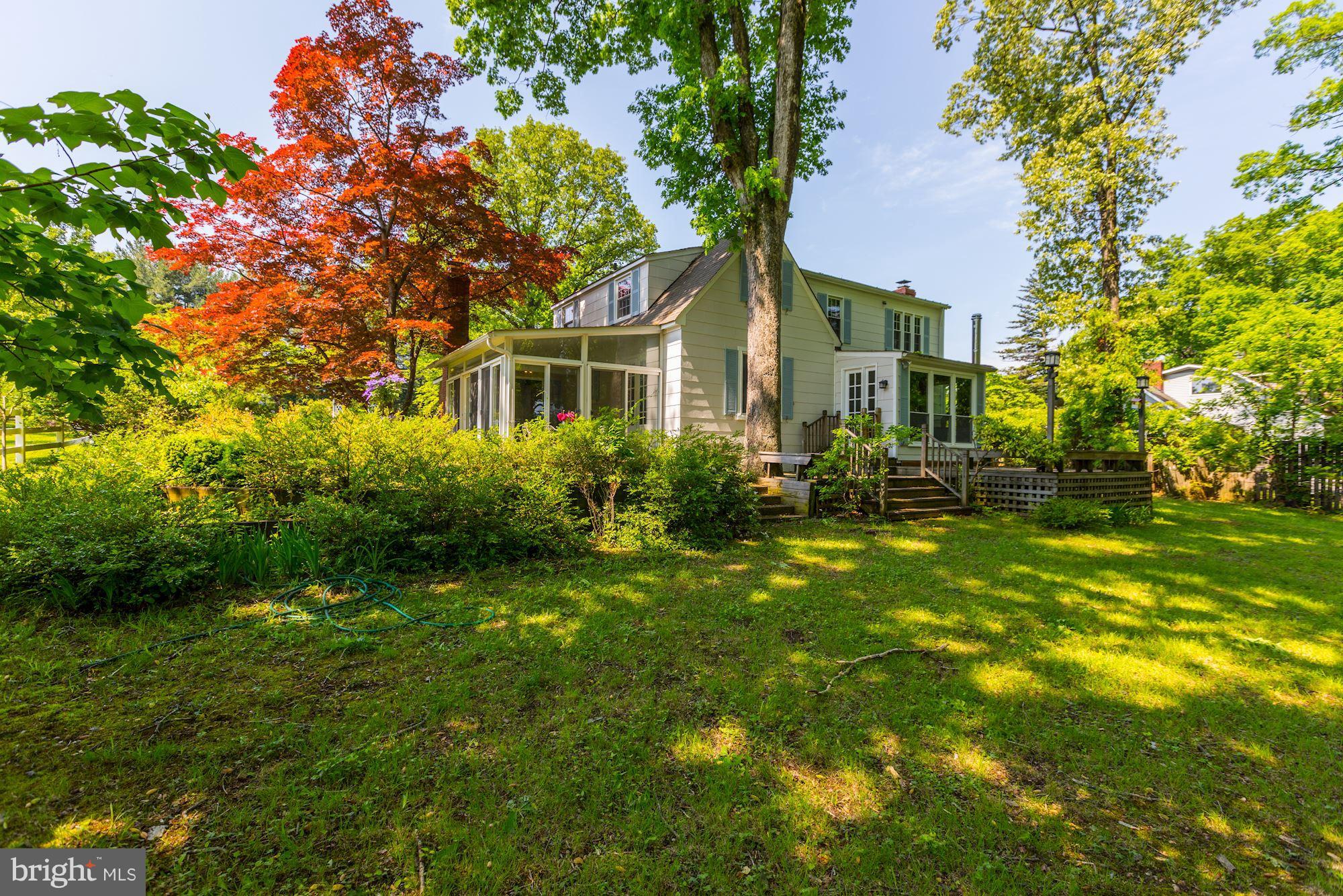 11511 Glen Road Potomac, MD 20854 - Photo 27 of 28 Exterior (Rear)